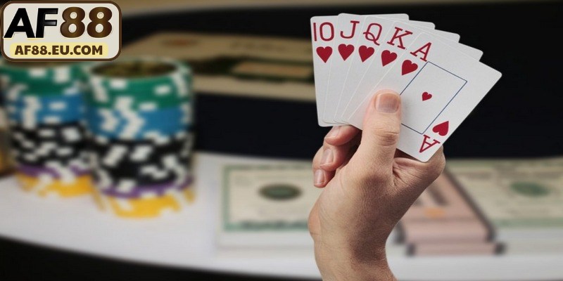 Bài câu cá là trò chơi phổ biến trong giới trẻ và được ưa chuộng